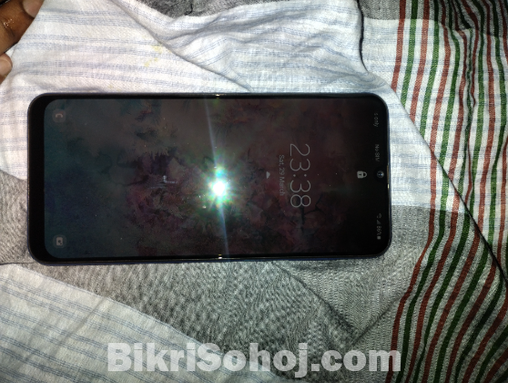 Samsung Galaxy A30